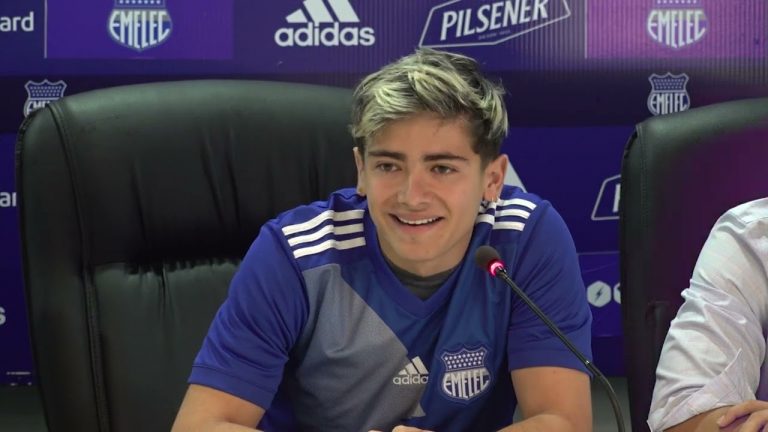 🔵 JUAN JOSÉ PÉREZ FUE PRESENTADO EN EMELEC